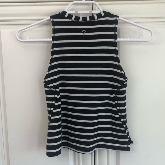 SIZE 6 - Ivivva girl’s Pima cotton tank top - Picture 5 of 7